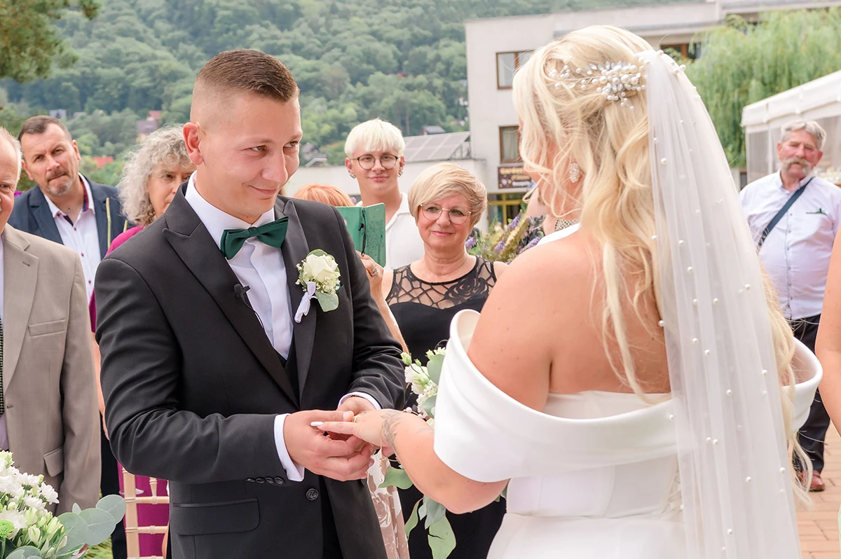 Civilný svadobný obrad pri Garden Hoteli na Domaši